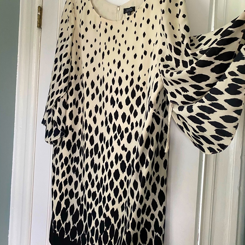 Tahari flutter sleeve sophisticated shift dress